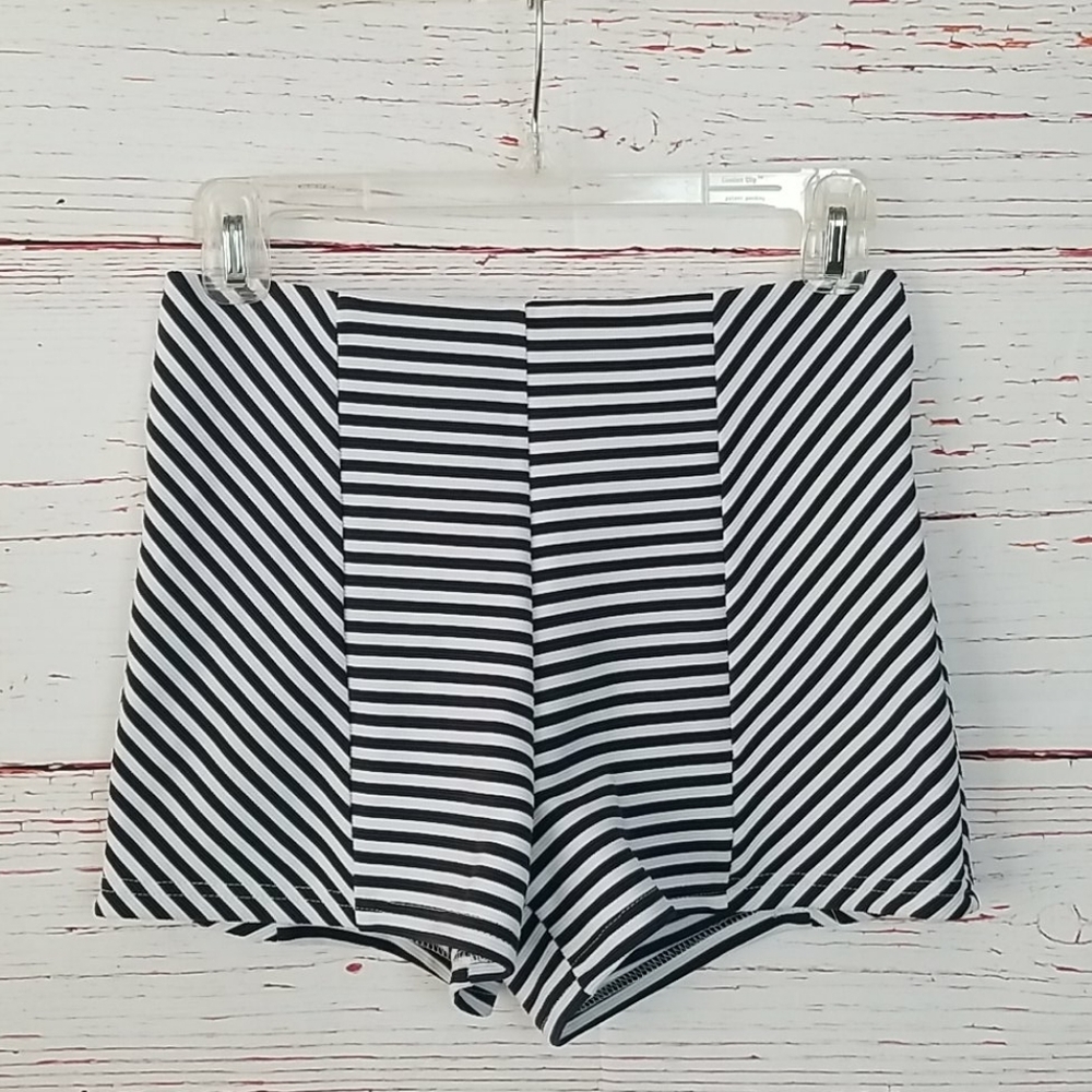 YA LOS ANGELES // high waisted striped shorts